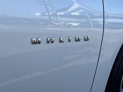 Used 2019 Chevrolet Malibu LT w/ Driver Confidence Package II image 31
