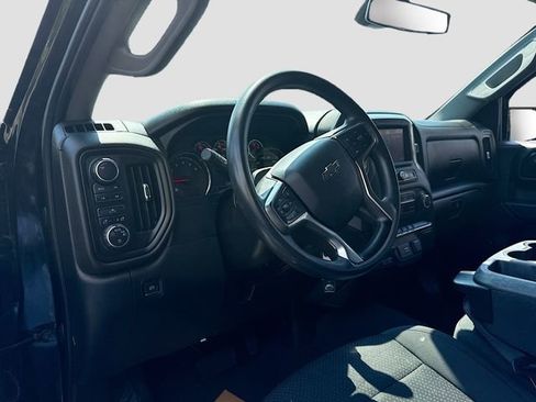 Used 2021 Chevrolet Silverado 1500 Custom Trail Boss w/ Safety Confidence Package image 7