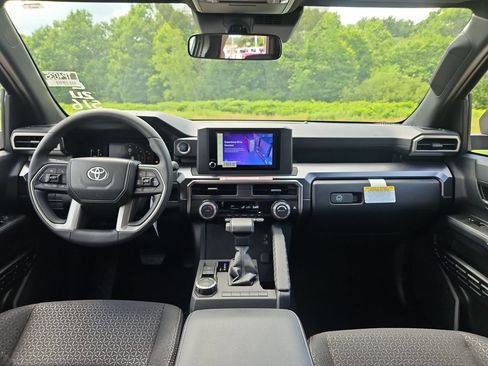 New 2026 Toyota 4Runner 2WD image 4