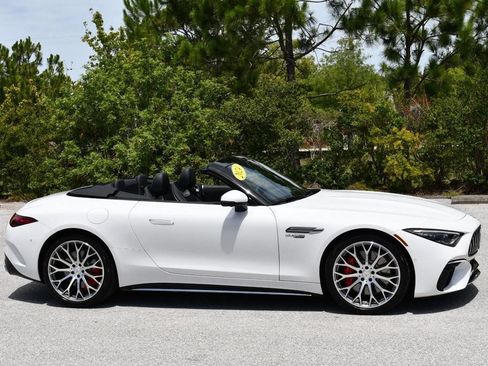 Used 2024 Mercedes-Benz SL 55 AMG 4MATIC image 8