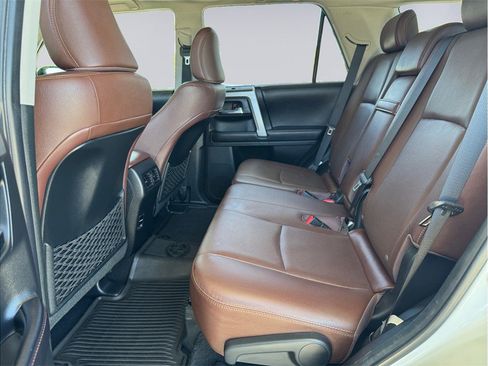 Used 2017 Toyota 4Runner Limited AWD/4WD image 20