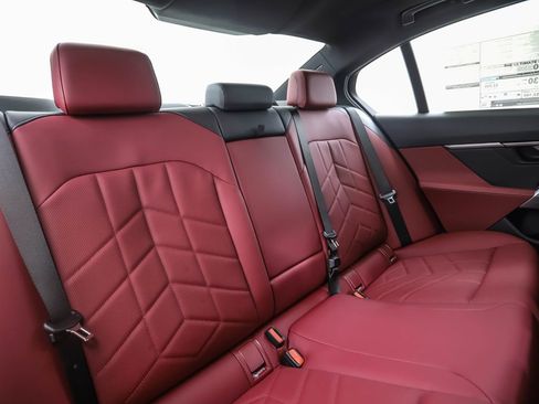 Used 2026 BMW 530i xDrive w/ M Sport Package image 29