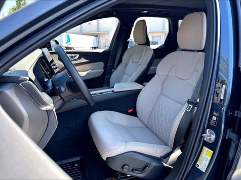 Used 2026 Volvo XC60 T8 Plus w/ Protection Package Premier AWD/4WD image 28