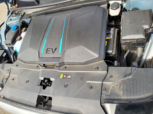 Certified 2024 Hyundai Ioniq 5 SEL image 34