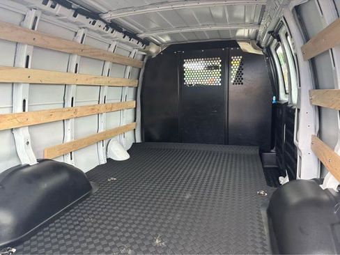 Used 2025 Chevrolet Express 2500 w/ Driver Convenience Package RWD image 9