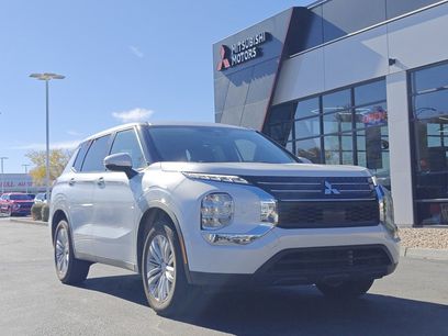 Used 2023 Mitsubishi Outlander ES