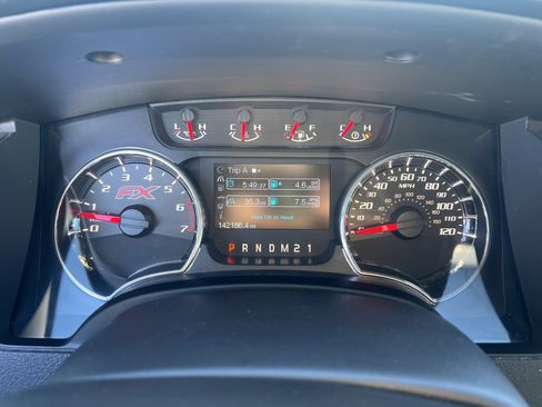 Used 2014 Ford F150 FX4 w/ Equipment Group 402A Luxury image 17