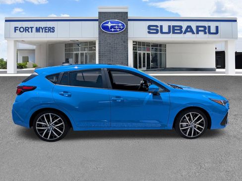 Used 2024 Subaru Impreza 2.0i Sport AWD/4WD image 3