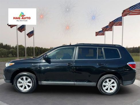 Used 2012 Toyota Highlander SE w/ Tow Pkg AWD/4WD image 8