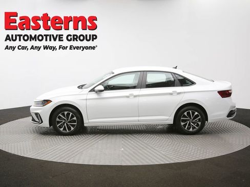 Used 2025 Volkswagen Jetta S image 58