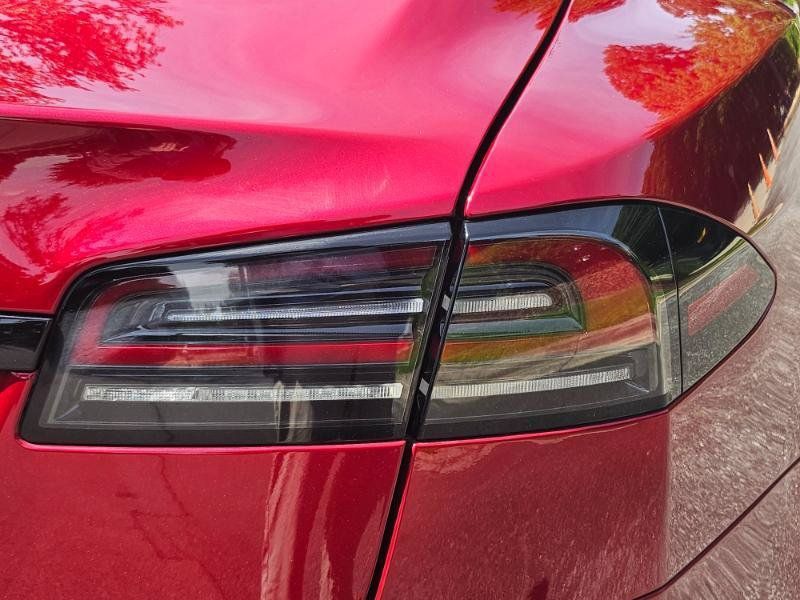 Used 2023 Tesla Model S AWD/4WD image 30