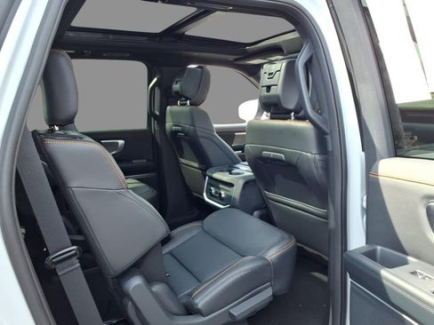 New 2026 Ford Expedition Tremor image 10