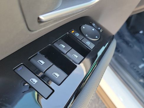 New 2025 Hyundai Santa Cruz Limited image 28