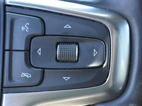 Used 2024 Chevrolet Suburban Premier AWD/4WD image 26