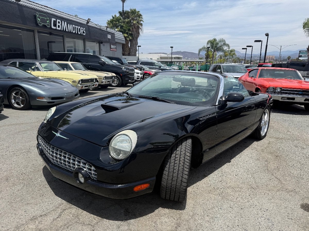 Used 2002 Ford Thunderbird RWD image 10