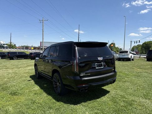 Used 2025 Cadillac Escalade V w/ LPO, Floor Liner Package AWD/4WD image 12