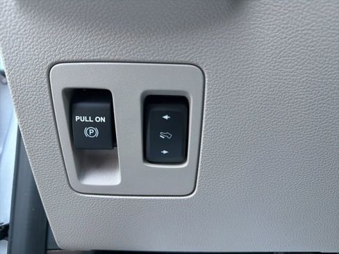 Used 2019 Ford F150 Limited w/ Trailer Tow Package image 24