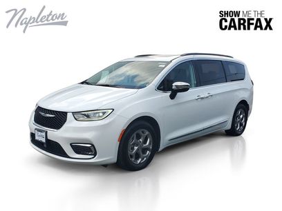 Used 2023 Chrysler Pacifica Limited