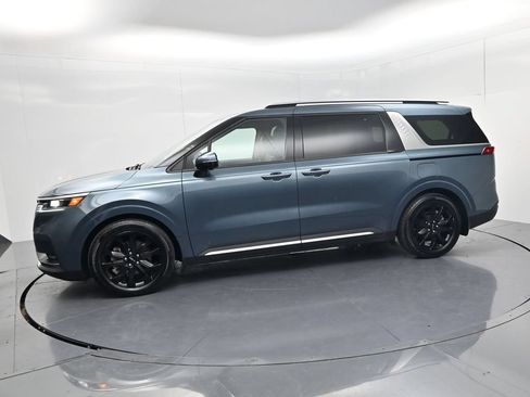 Used 2024 Kia Carnival SX Prestige FWD image 4