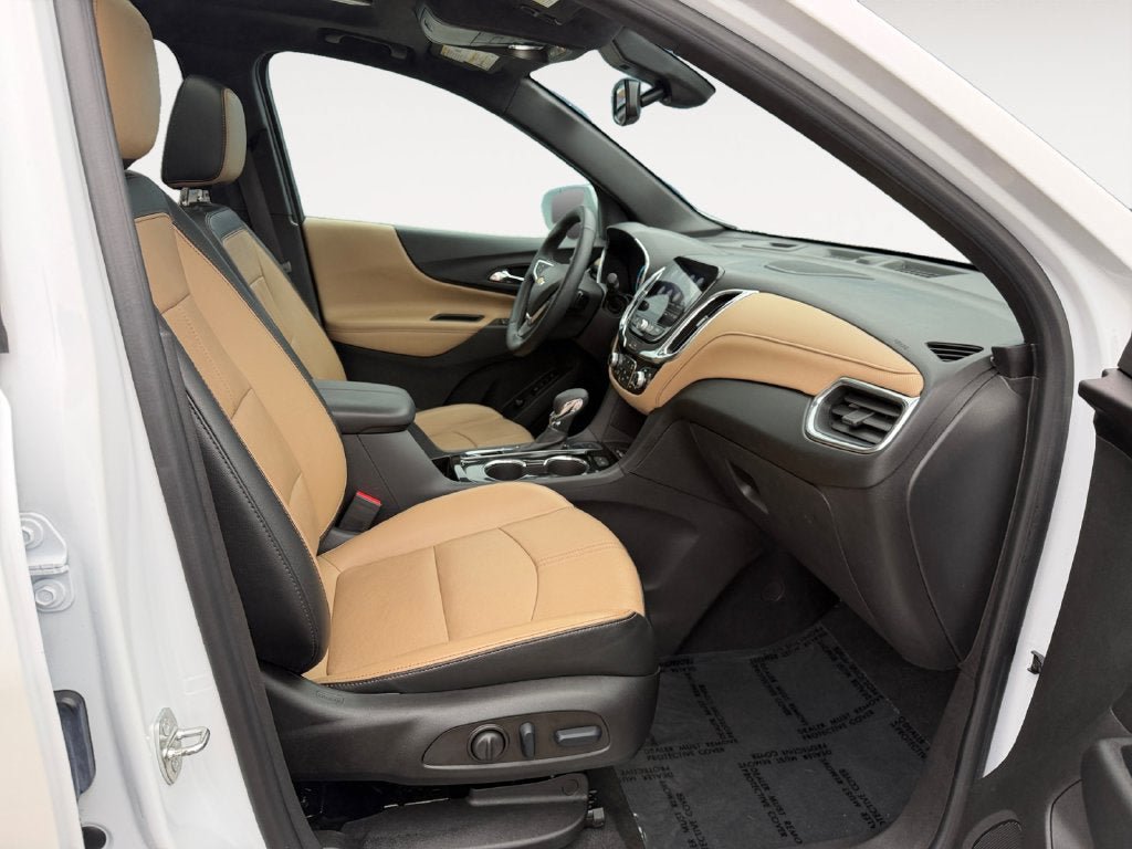 Used 2023 Chevrolet Equinox Premier AWD/4WD image 24