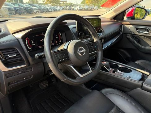 Certified 2023 Nissan Rogue Platinum w/ Platinum Premium Package FWD image 15