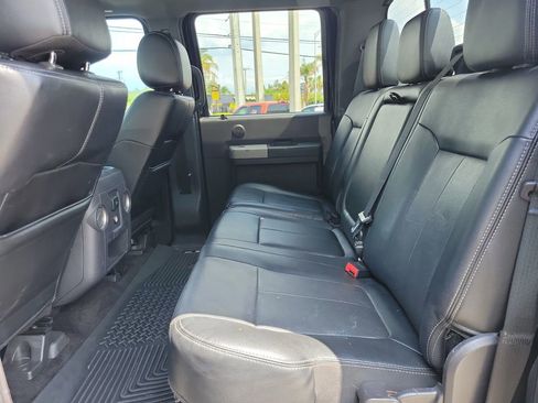 Used 2016 Ford F250 Lariat w/ Lariat Ultimate Package AWD/4WD image 12
