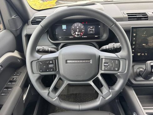 New 2026 Land Rover Defender 110 X-Dynamic SE AWD/4WD image 10