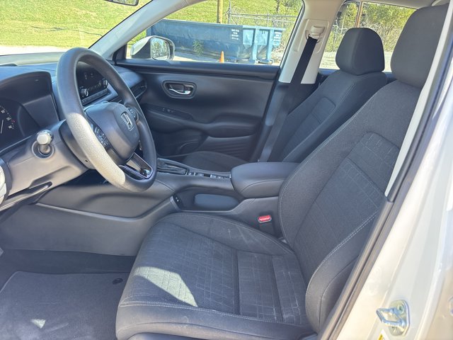 Used 2025 Honda HR-V LX image 12