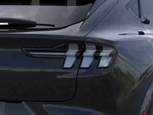 New 2026 Ford Mustang Mach-E GT image 21
