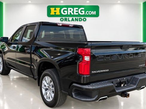Used 2019 Chevrolet Silverado 1500 Custom w/ Custom Value Package RWD image 2