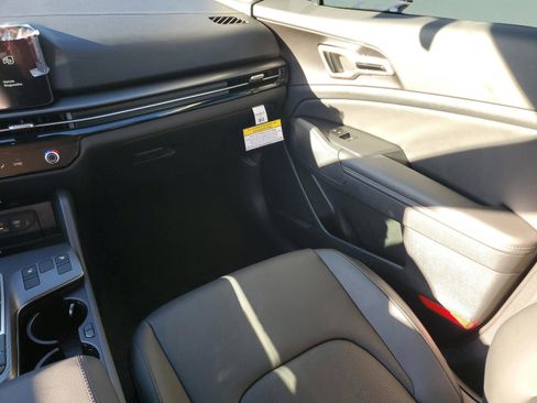 New 2026 Kia Sportage EX FWD image 22
