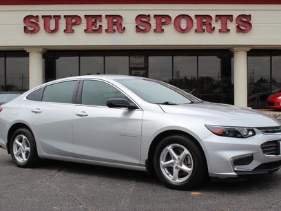 Used 2018 Chevrolet Malibu LS w/ LPO, Convenience Package 1