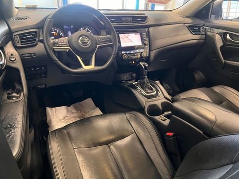 Used 2020 Nissan Rogue SL FWD image 22