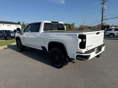 Used 2024 Chevrolet Silverado 2500 LTZ w/ LTZ Plus Package image 5