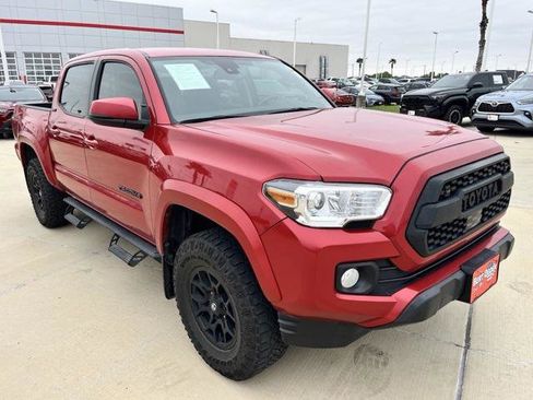 Certified 2022 Toyota Tacoma SR5 image 1
