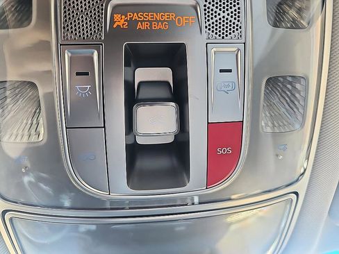 Used 2024 Genesis GV80 3.5T w/ Advanced Package image 30