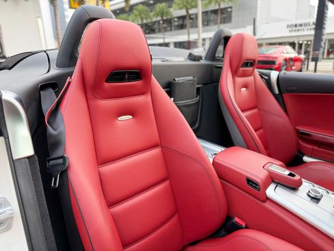 Used 2012 Mercedes-Benz SLS AMG Roadster image 52