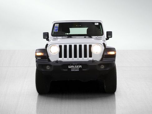 Used 2020 Jeep Wrangler Sport image 8
