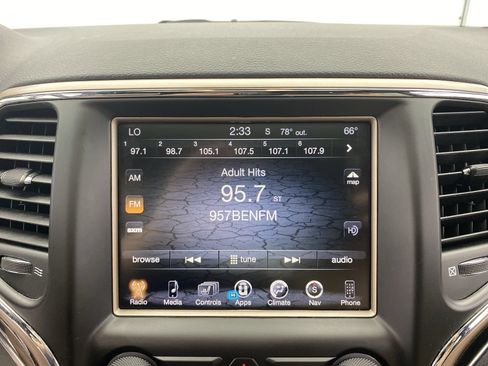 Used 2017 Jeep Grand Cherokee Limited 75th Anniversary AWD/4WD image 10