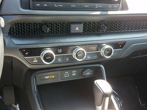 Used 2025 Honda CR-V Sport image 16