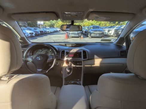 Used 2012 Toyota Venza XLE image 41