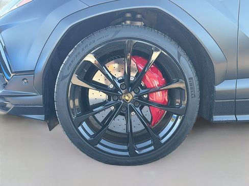 Used 2024 Lamborghini Urus S AWD/4WD image 43