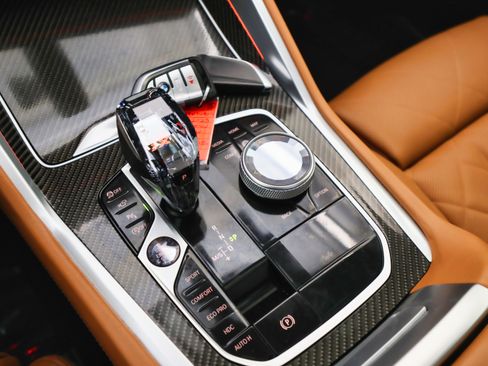 Used 2023 BMW X6 M50i w/ Executive Package image 39