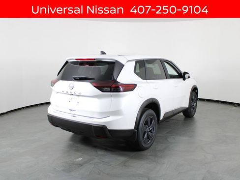 New 2026 Nissan Rogue SV FWD image 12