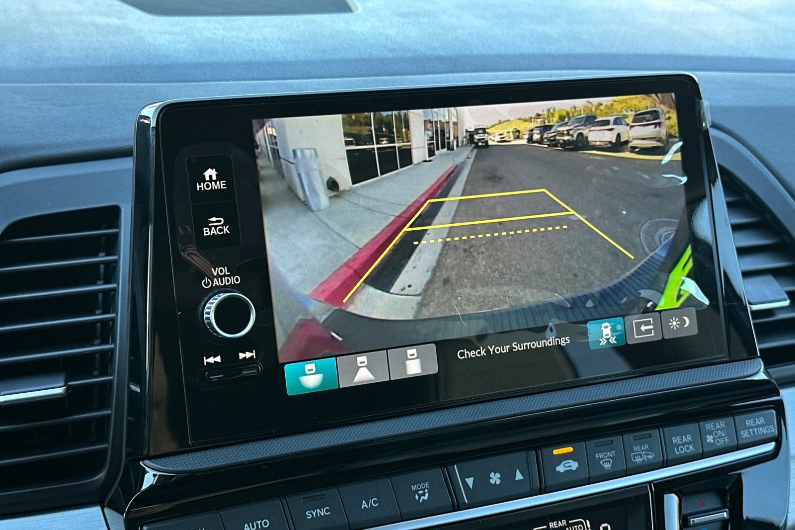 New 2027 Honda Odyssey Touring image 23