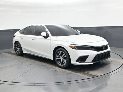 Used 2024 Honda Civic LX image 2