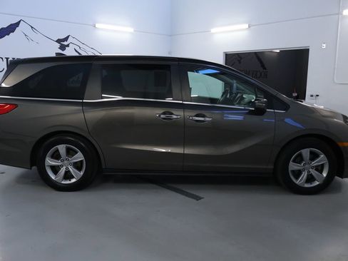 Used 2019 Honda Odyssey EX-L image 8