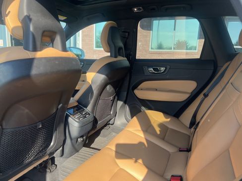 Used 2018 Volvo XC60 T5 Inscription w/ Convenience Package AWD/4WD image 20
