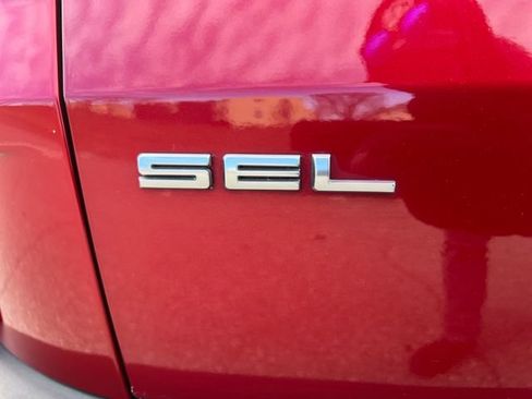 Used 2020 Ford Escape SEL image 37