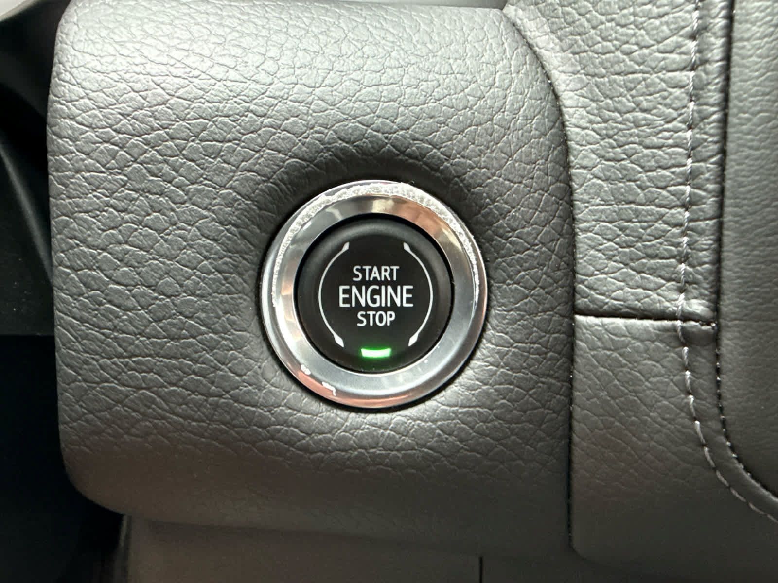 Certified 2023 GMC Yukon XL Denali AWD/4WD image 20